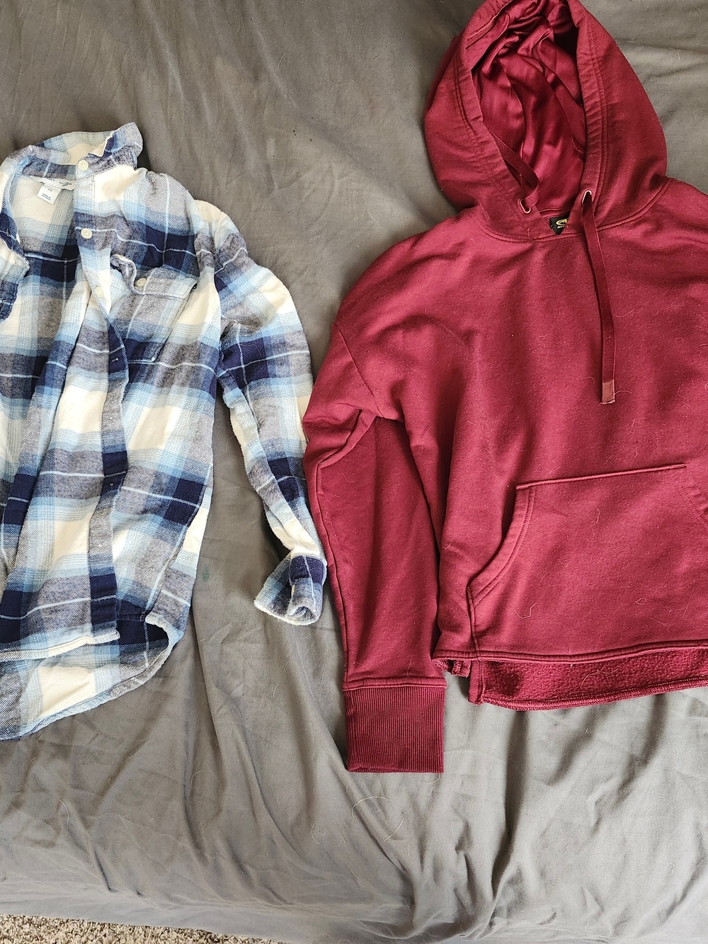 Lot Of 2 Women's Sz XS Old Navy & Athletic Works Sweatshirt Long Sleeve Tops